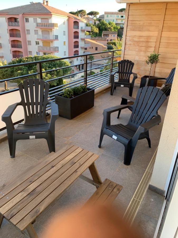 Appartement 4 Chambres Le Baia Sainte-Maxime Luaran gambar